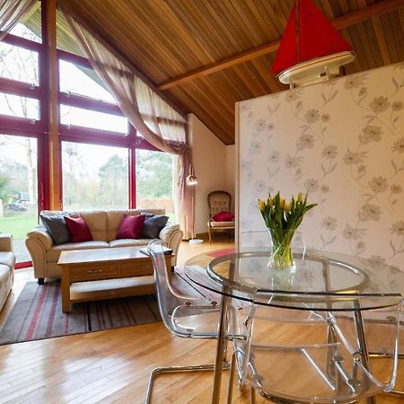 Surlingham Lodge Studio Large Family Cottage NWI Dış mekan fotoğraf